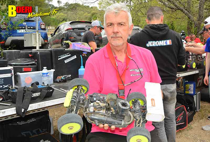 course voitures rc TT 1/8 thermique et électrique à Lacoste club aspomola le 7 avril 2024