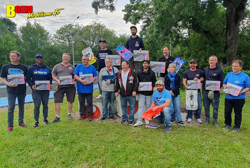 3eme cf piste 1/8 classique thermique et électrique brushless à Angoulême club ARCA16 les 18 et 19 mai 2024