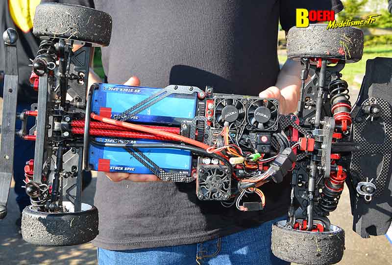 cf piste 1/10 200mm thermique et gt8 thermique et électrique à Sens A2tech à Saint Clément 11 et 12 mai 2024 avec Bernard-Alain Arnaldi