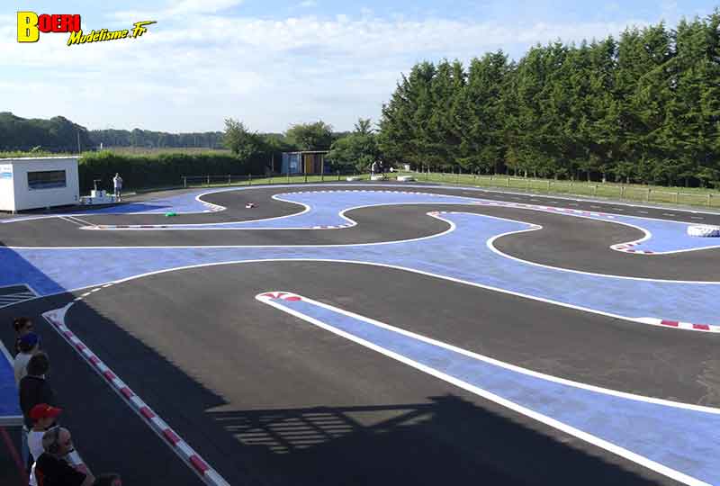 4eme cf piste 1/8 classique thermique et électrique brushless à marmagne 08 et 09 juin 2024