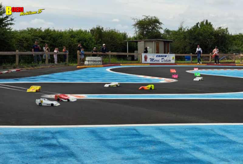 4eme cf piste 1/8 classique thermique et électrique brushless à marmagne 08 et 09 juin 2024