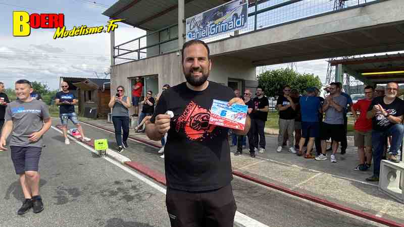 cf piste 1/8eme thermique 4x4 à Beaumont Monteux club bmvrc les 8 et 9 juin 2024 