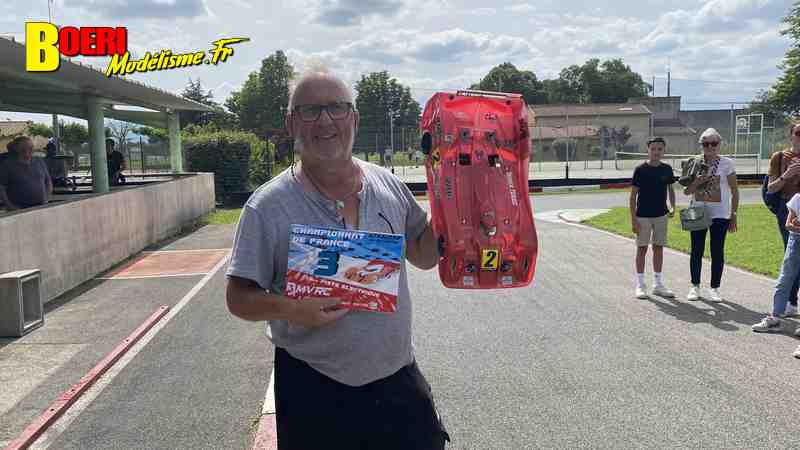 cf piste 1/8eme thermique 4x4 à Beaumont Monteux club bmvrc les 8 et 9 juin 2024 