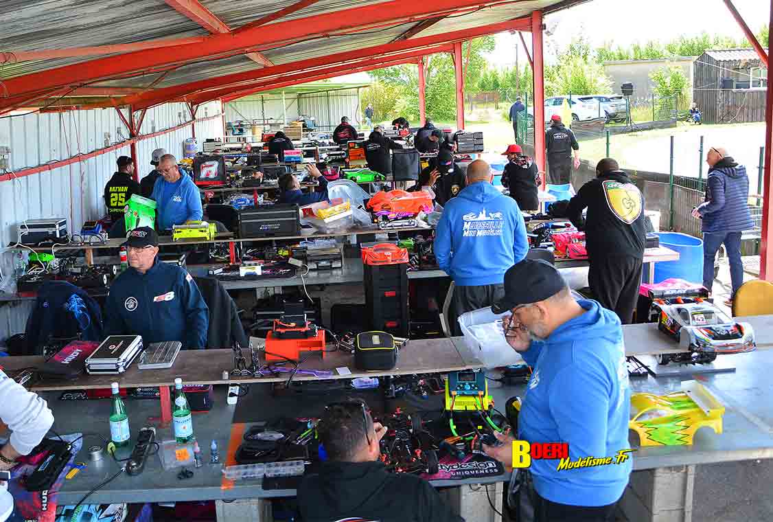 8eme manche du challenge mini racing tour de provence à monteux club mvrc 20 avril 2025
