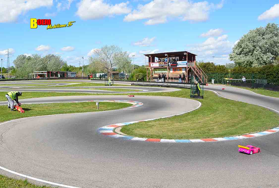 8eme manche du challenge mini racing tour de provence à monteux club mvrc 20 avril 2025