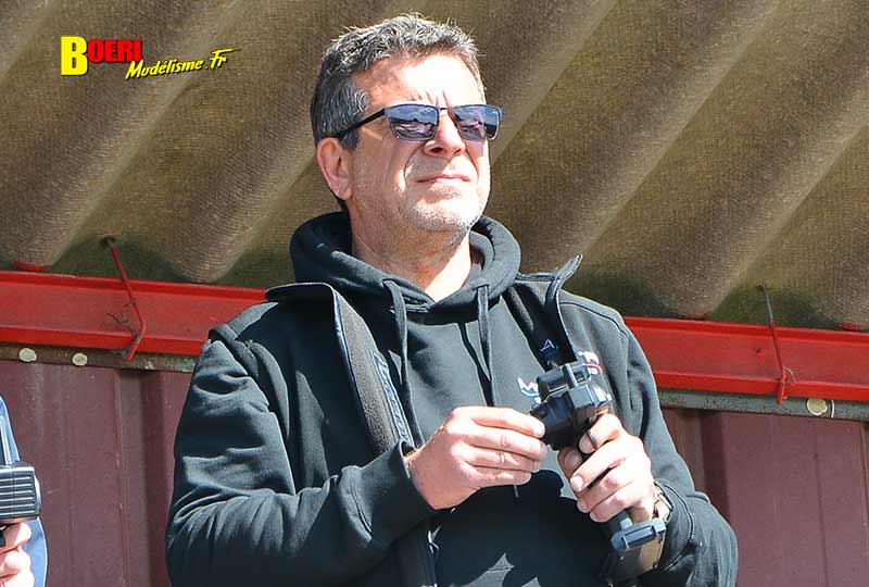 8eme manche du challenge mini racing tour de provence à monteux club mvrc 20 avril 2025