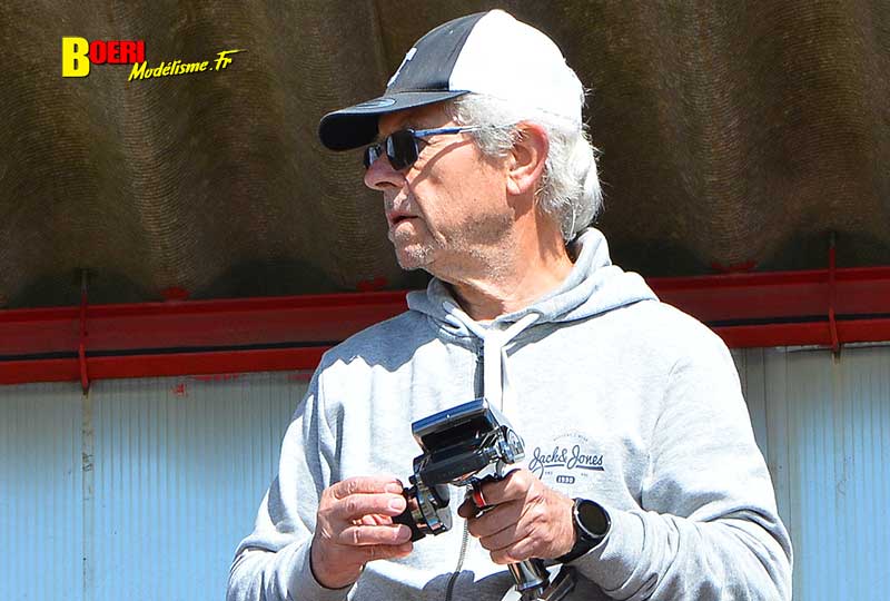 8eme manche du challenge mini racing tour de provence à monteux club mvrc 20 avril 2025