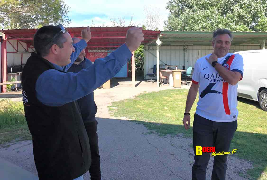8eme manche du challenge mini racing tour de provence à monteux club mvrc 20 avril 2025