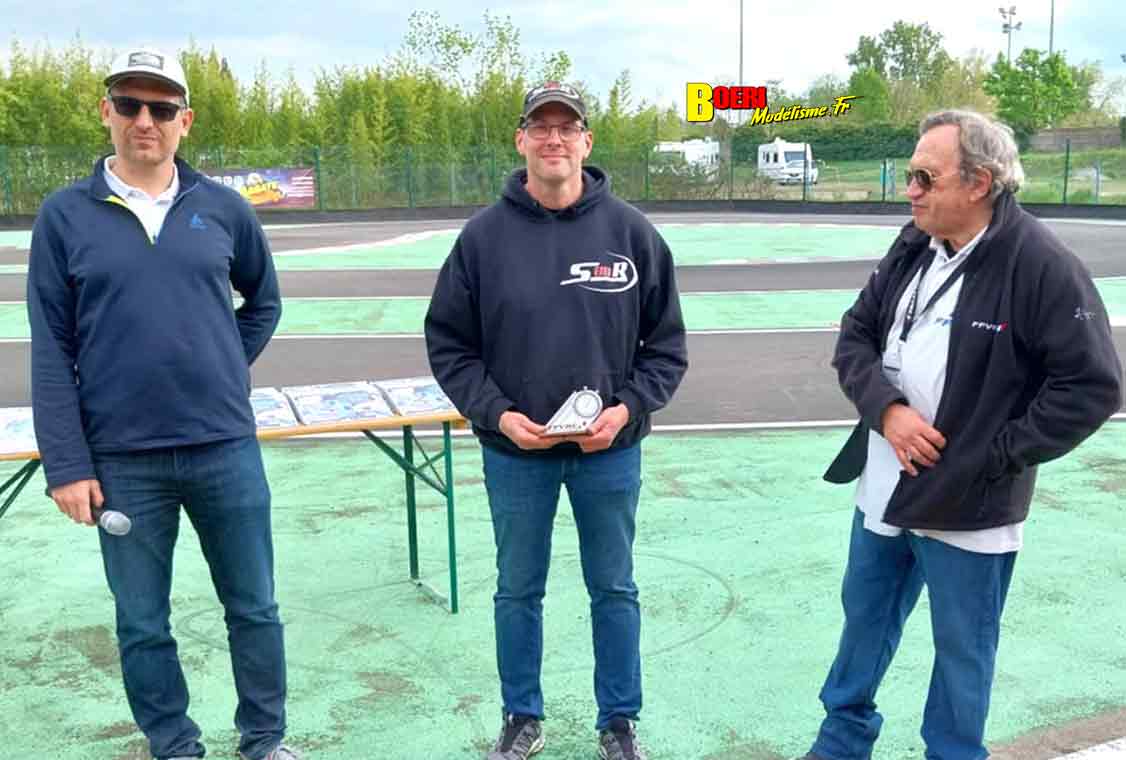 cf piste 1/5 thermique et électrique à Montceau les Mines cmarc 26 et 27 avril 2025