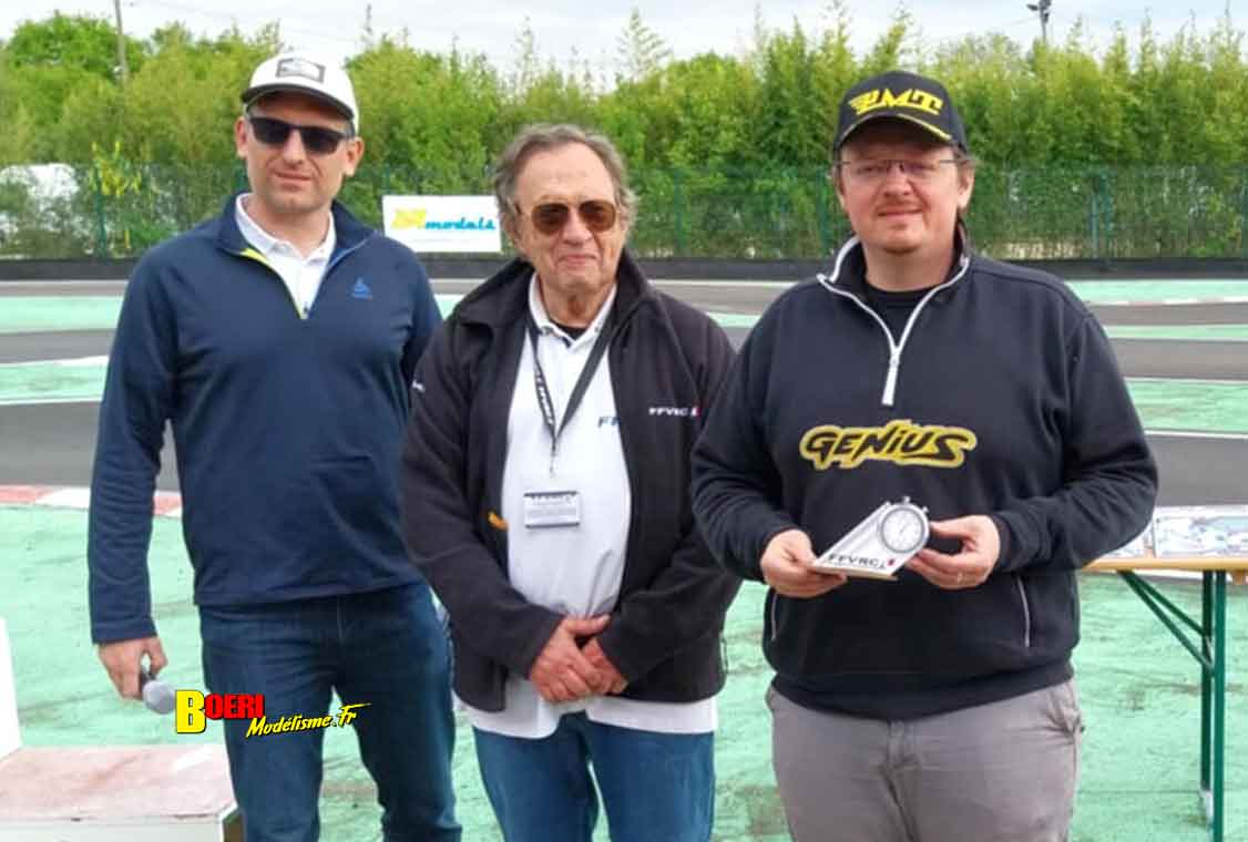 cf piste 1/5 thermique et électrique à Montceau les Mines cmarc 26 et 27 avril 2025