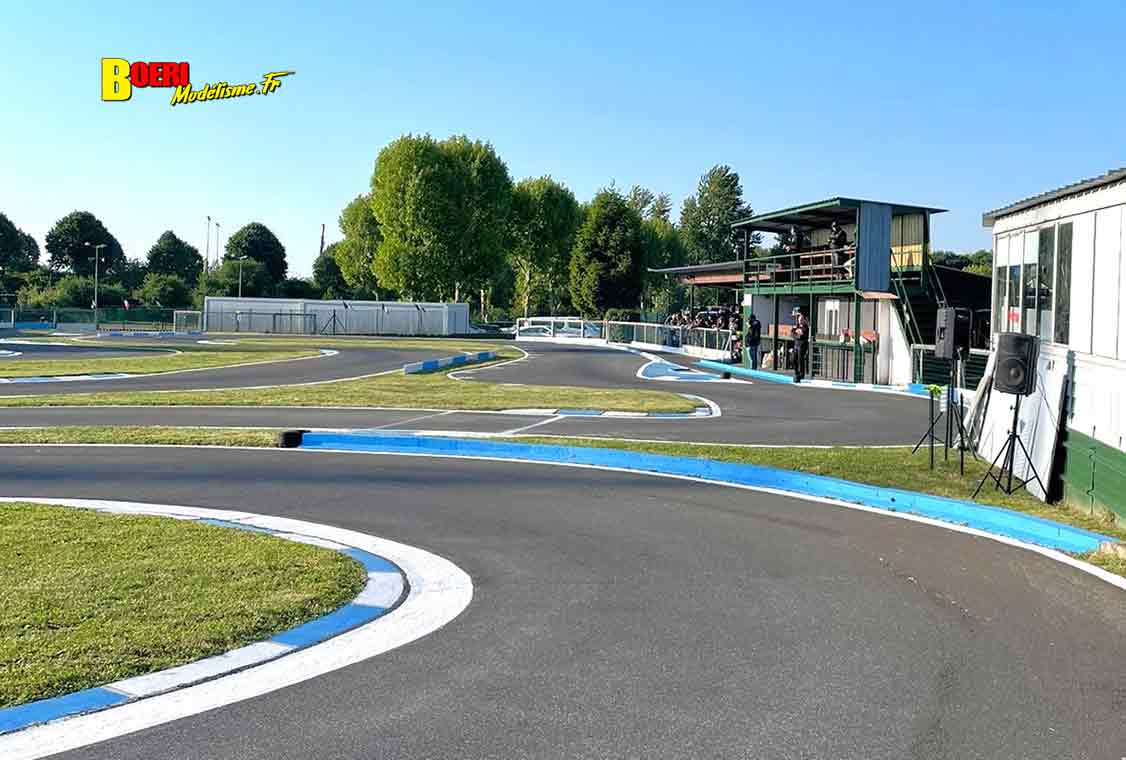 3eme cf piste 1/8 classique à Aulnay circuit carole club RSMA93 les 10 et 11 mai 2025