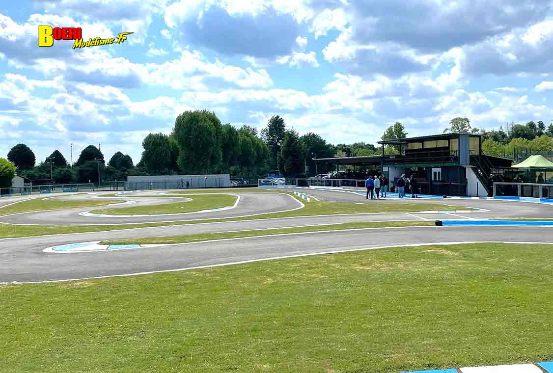 3eme cf piste 1/8 classique à Aulnay circuit carole club RSMA93 les 10 et 11 mai 2025