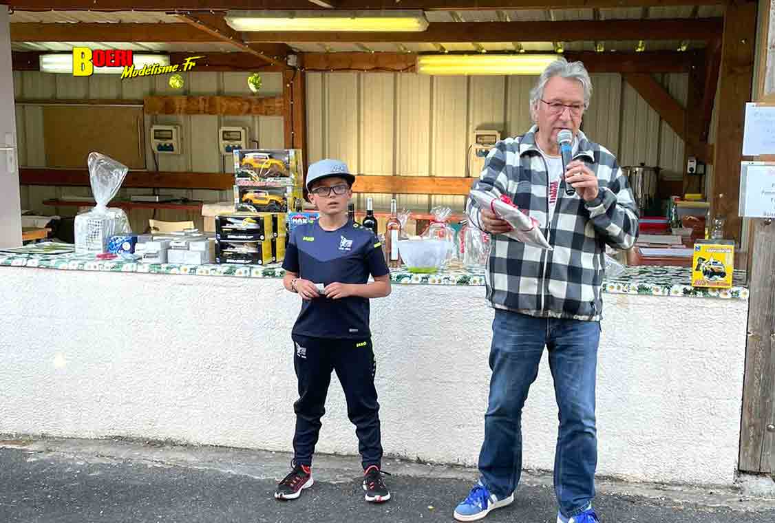 3eme cf piste 1/8 classique à Aulnay circuit carole club RSMA93 les 10 et 11 mai 2025
