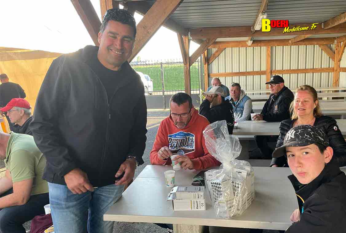 3eme cf piste 1/8 classique à Aulnay circuit carole club RSMA93 les 10 et 11 mai 2025