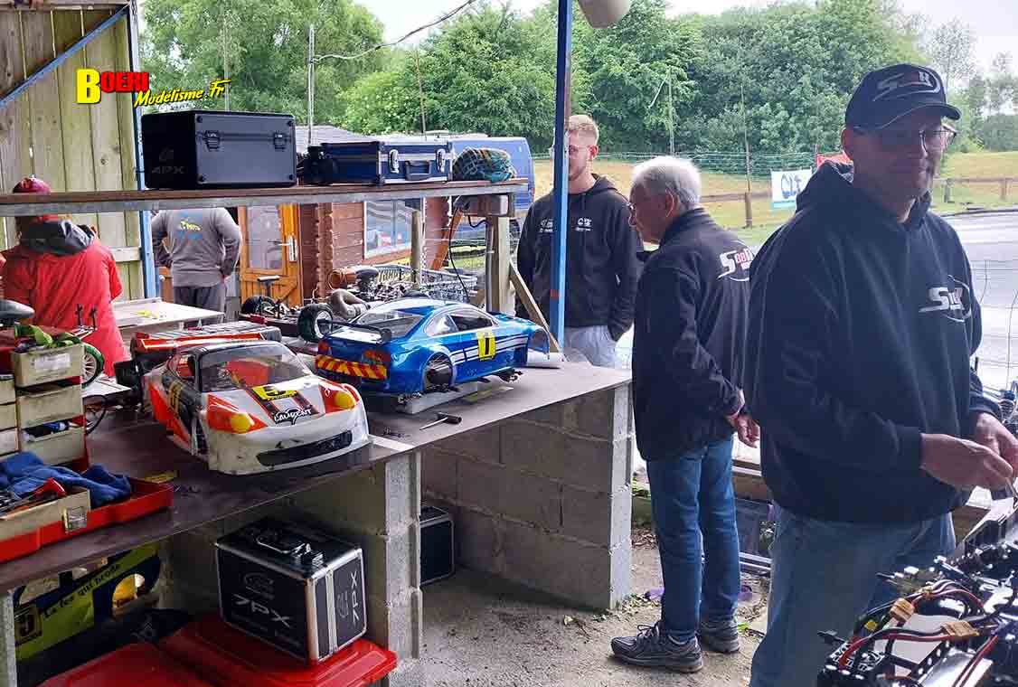 cf piste 1/5 thermique et électrique à Tourlaville tmb 24 et 25 mai 2025 