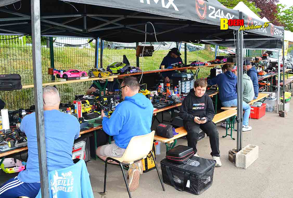 challenge TETC Tamiya piste 1/10 électrique à Villerest MRCV42 03 et 04 mai 2025