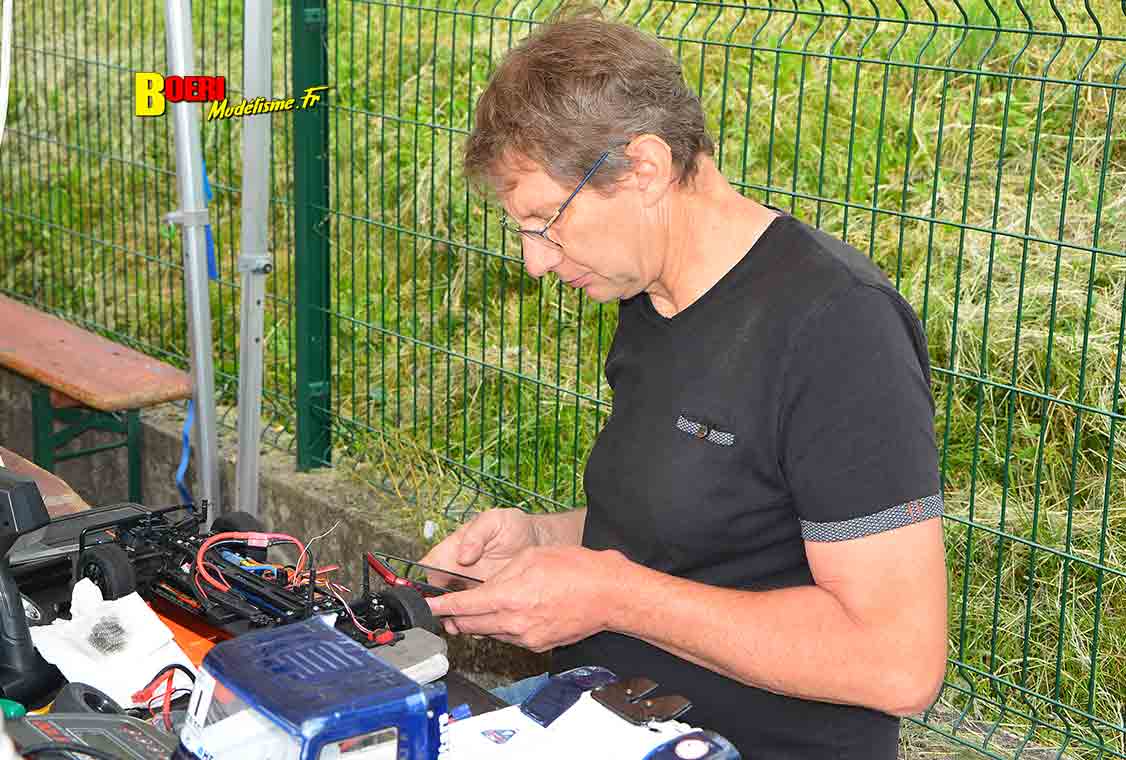 challenge TETC Tamiya piste 1/10 électrique à Villerest MRCV42 03 et 04 mai 2025
