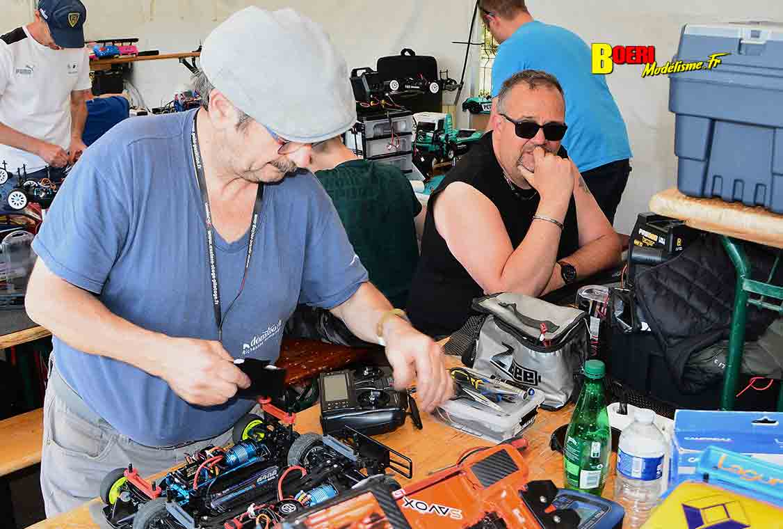 challenge TETC Tamiya piste 1/10 électrique à Villerest MRCV42 03 et 04 mai 2025