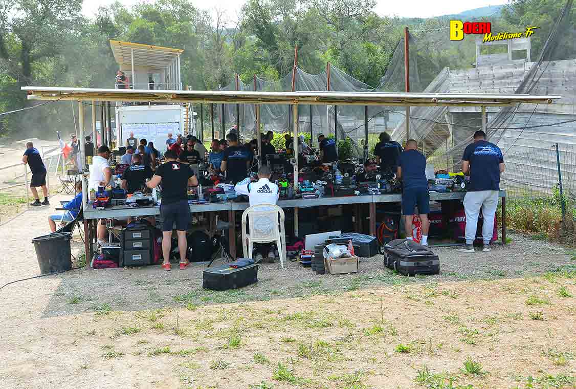 challenge 100% RC de voitures radiocommandées TT 1/8 à Apt les 7 et 8 juin 2025 