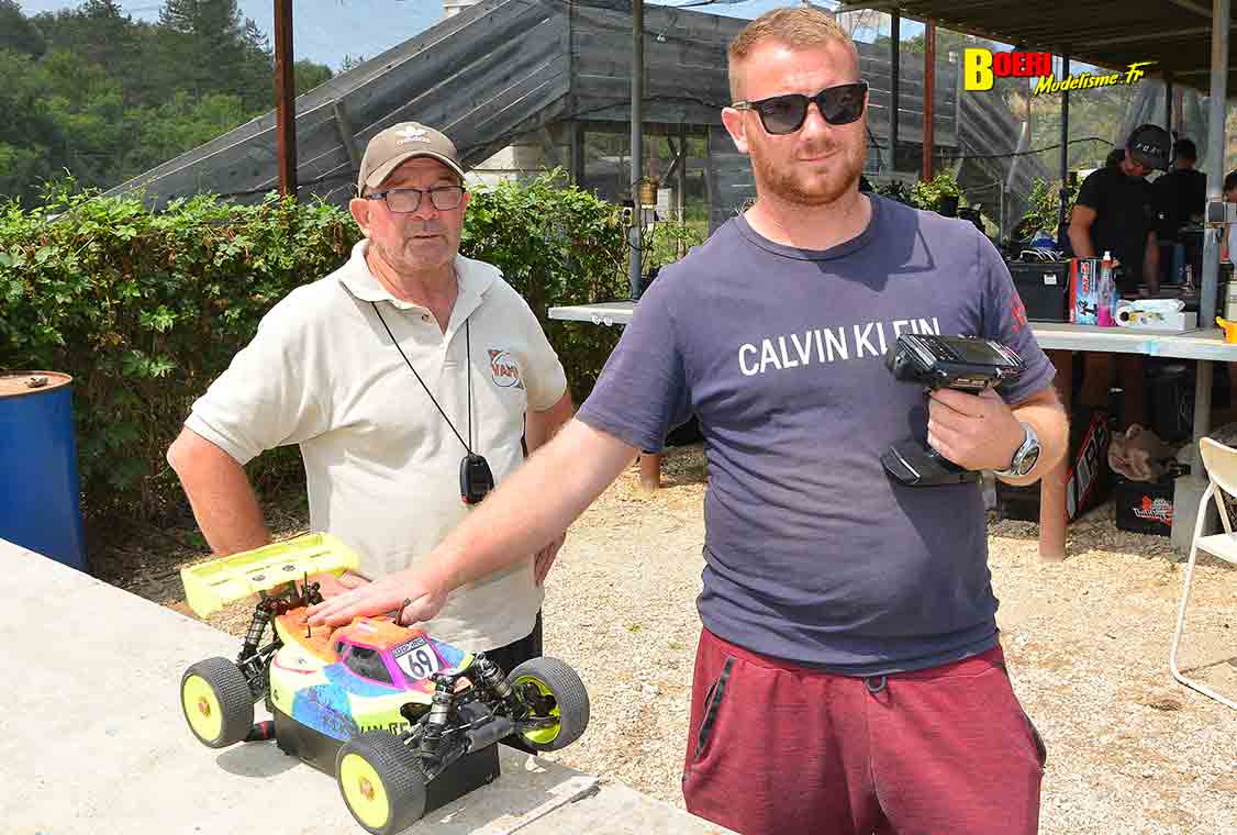 challenge 100% RC de voitures radiocommandées TT 1/8 à Apt les 7 et 8 juin 2025 