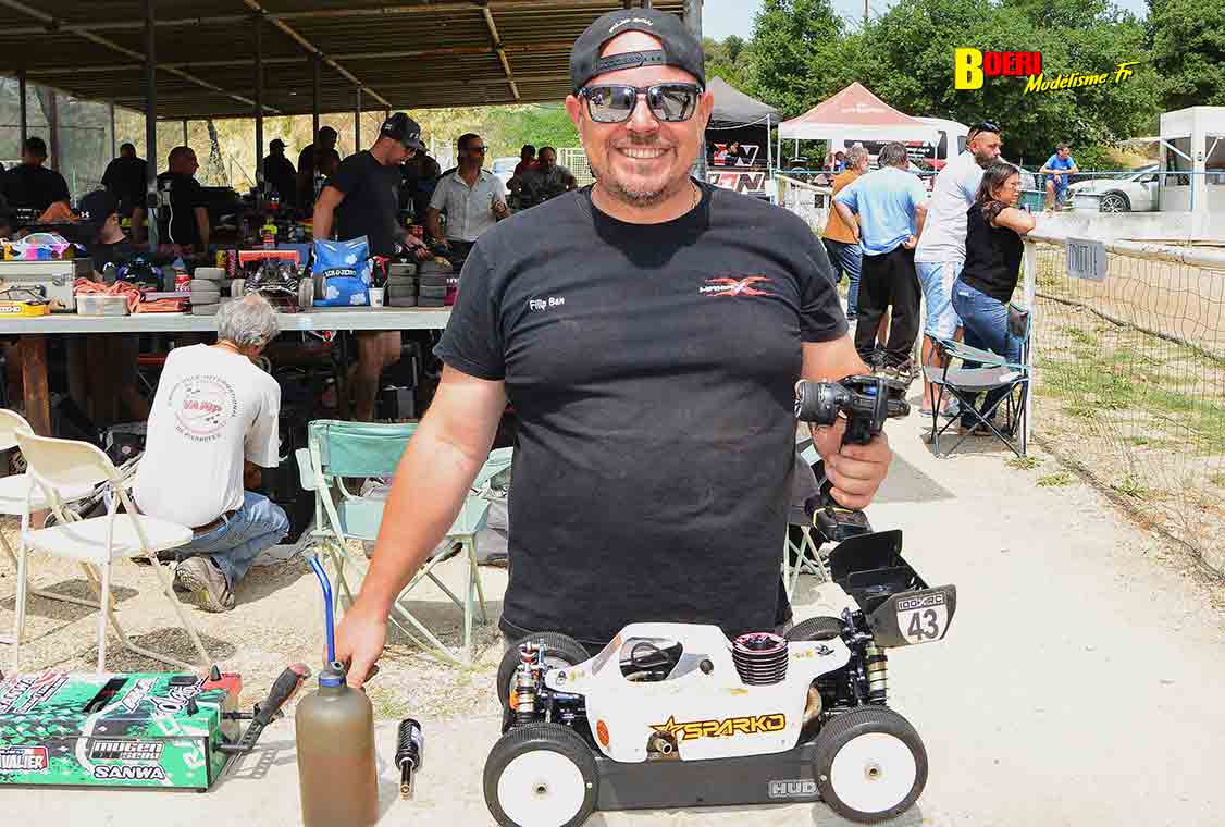 challenge 100% RC de voitures radiocommandées TT 1/8 à Apt les 7 et 8 juin 2025 