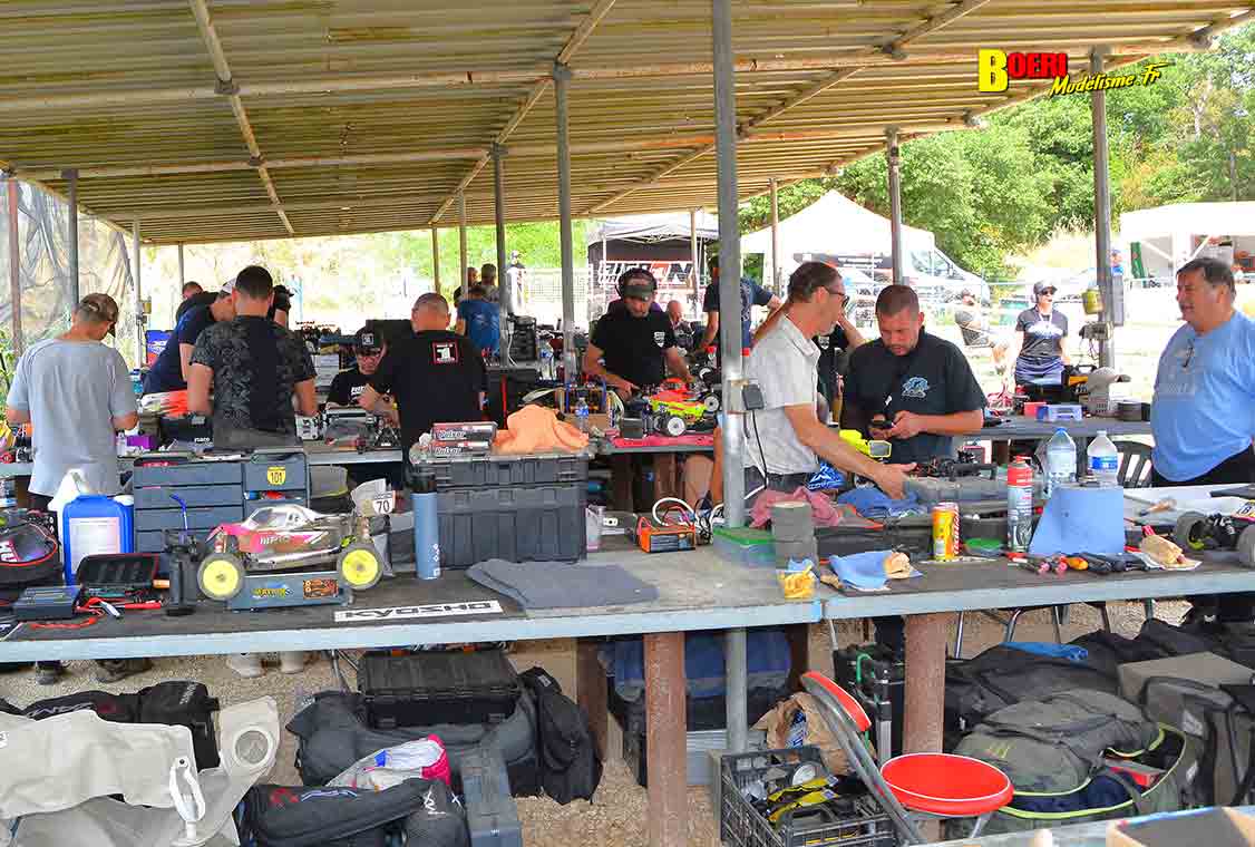 challenge 100% RC de voitures radiocommandées TT 1/8 à Apt les 7 et 8 juin 2025 