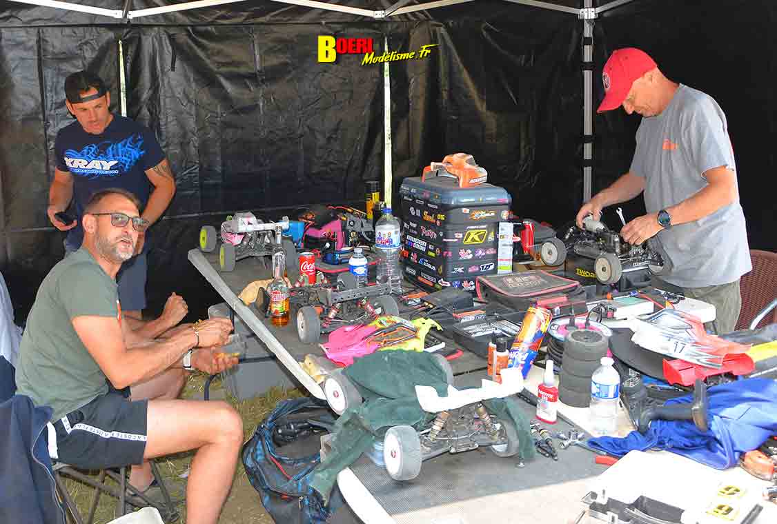 challenge 100% RC de voitures radiocommandées TT 1/8 à Apt les 7 et 8 juin 2025 