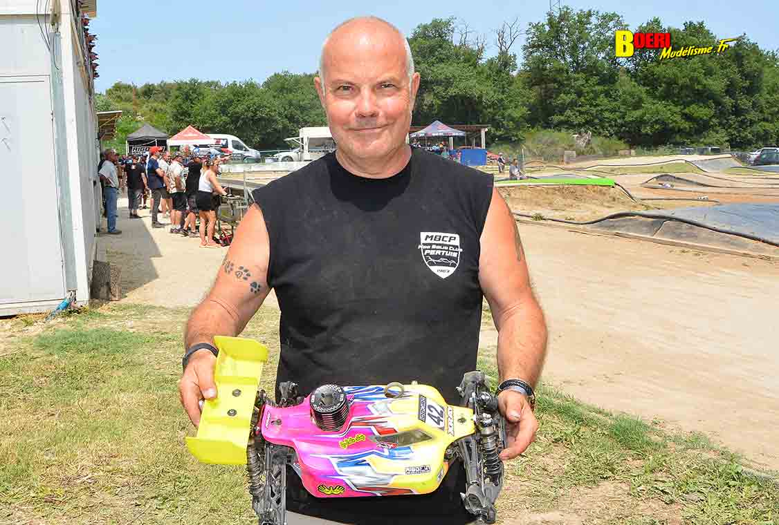 challenge 100% RC de voitures radiocommandées TT 1/8 à Apt les 7 et 8 juin 2025 