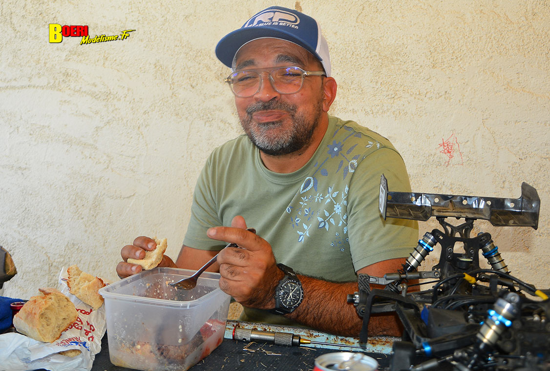challenge 100% RC de voitures radiocommandées TT 1/8 aux Pennes Mirabeau les 6 et 7 septembre 2025 