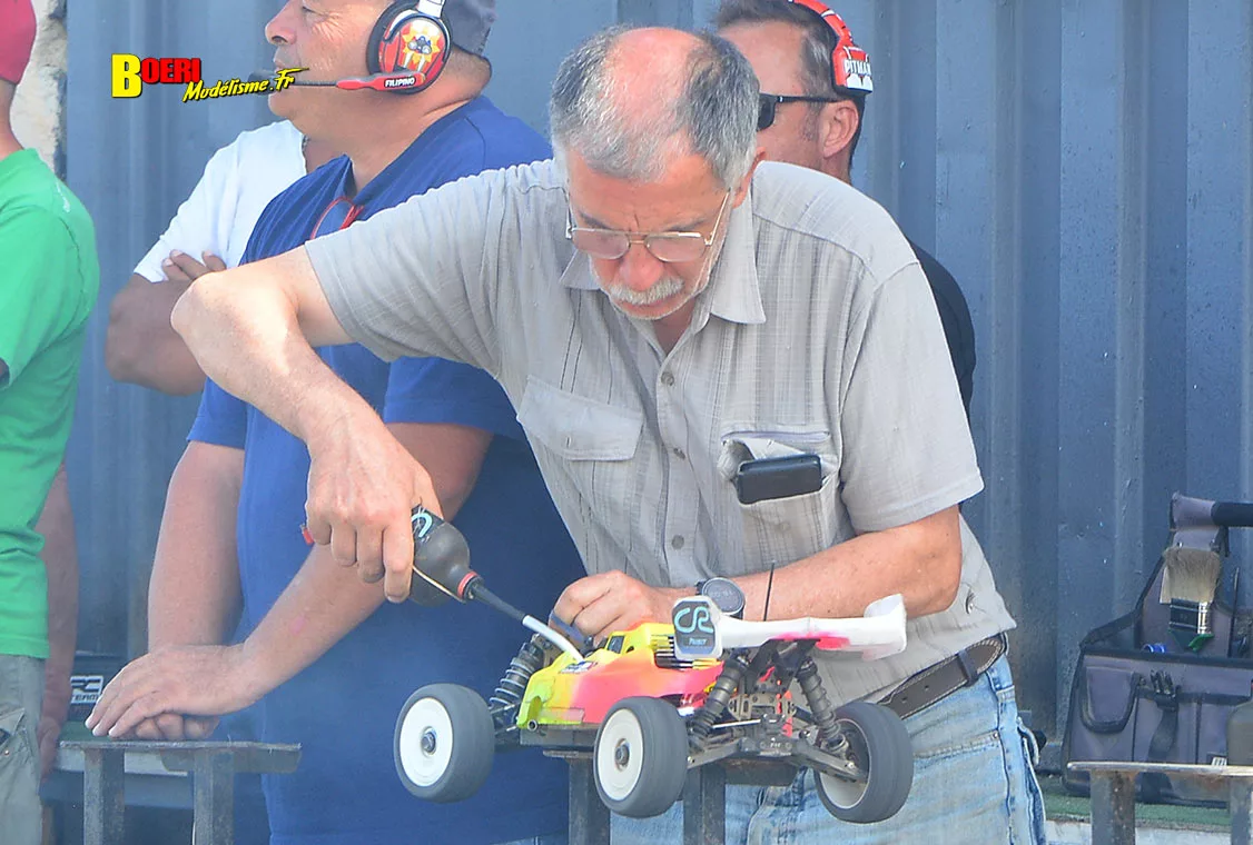 challenge 100% RC de voitures radiocommandées TT 1/8 aux Pennes Mirabeau les 6 et 7 septembre 2025 challenge 100% RC de voitures radiocommandées TT 1/8 aux Pennes Mirabeau les 6 et 7 septembre 2025