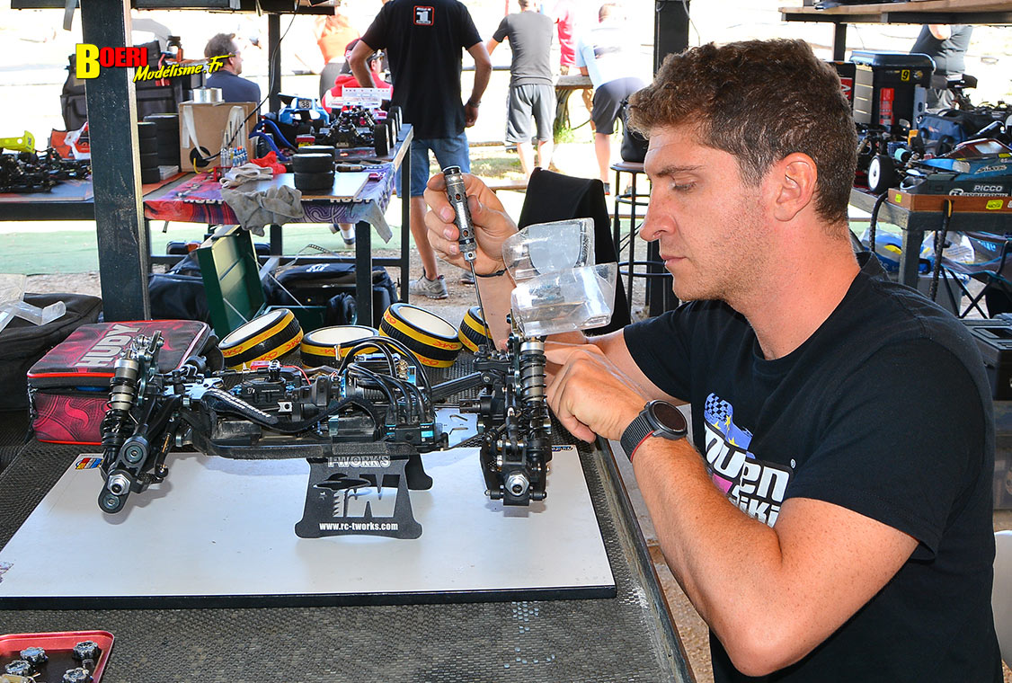 challenge 100% RC de voitures radiocommandées TT 1/8 aux Pennes Mirabeau les 6 et 7 septembre 2025 
