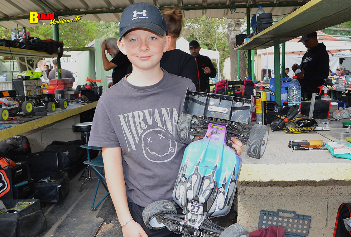 finale du challenge 100% RC de voitures radiocommandées TT 1/8 à Pertuis les 27 et 28 septembre 2025 