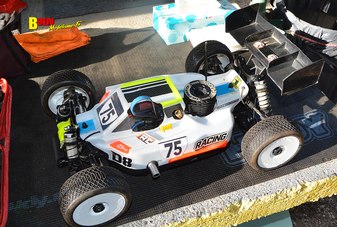 finale du challenge 100% RC de voitures radiocommandées TT 1/8 à Pertuis les 27 et 28 septembre 2025 