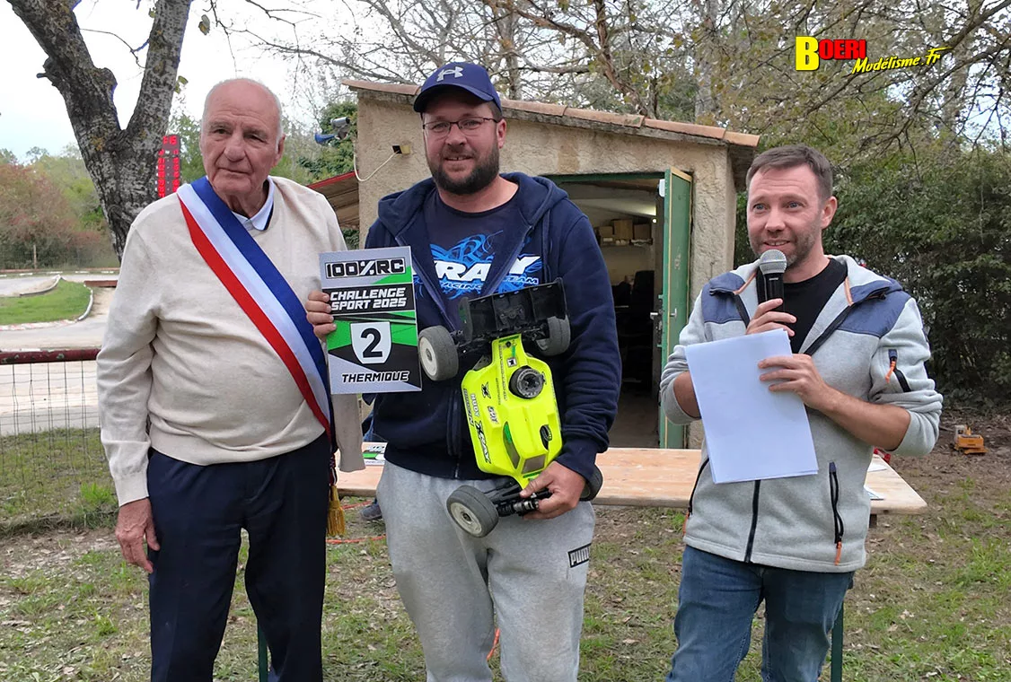 finale du challenge 100% RC de voitures radiocommandées TT 1/8 à Pertuis les 27 et 28 septembre 2025