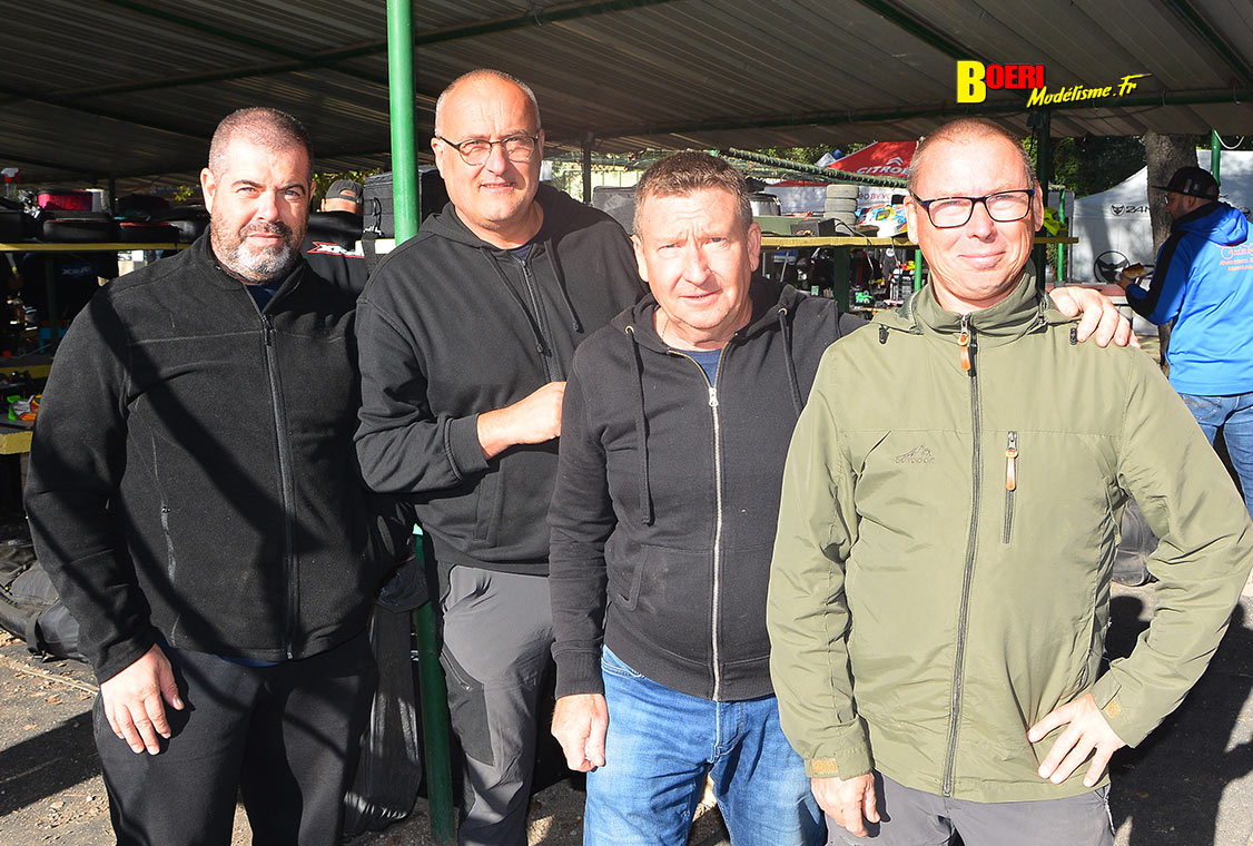 finale du challenge 100% RC de voitures radiocommandées TT 1/8 à Pertuis les 27 et 28 septembre 2025 