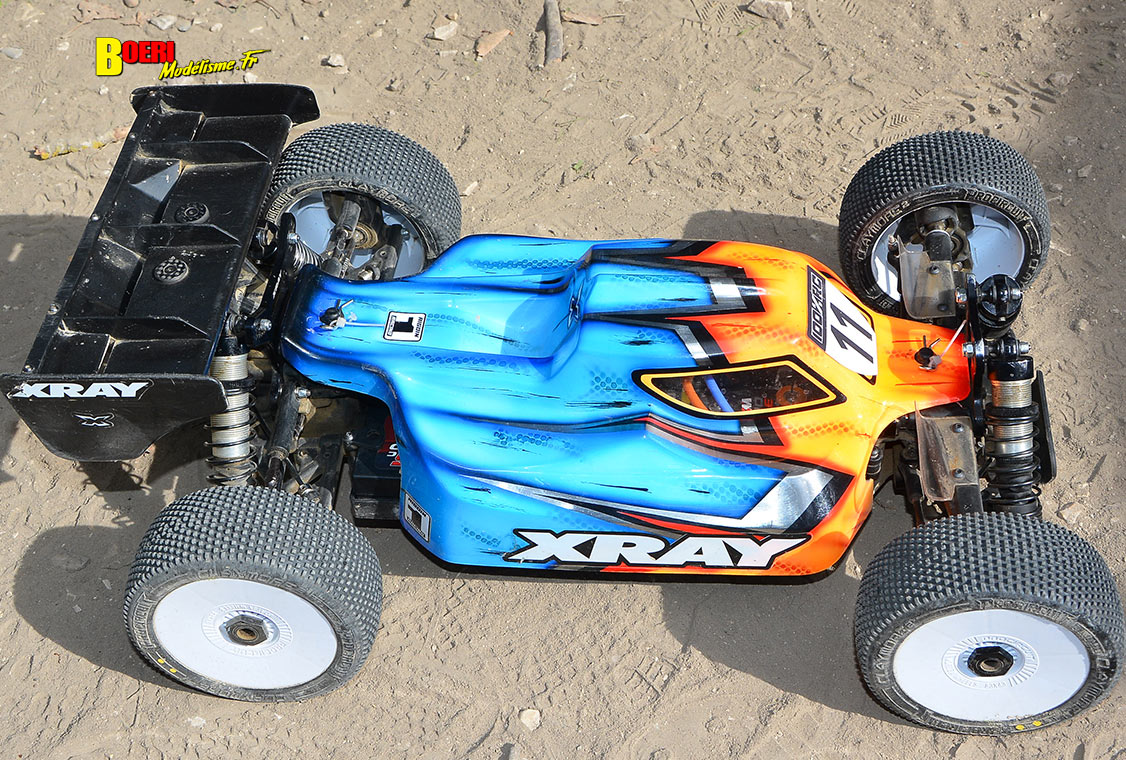 finale du challenge 100% RC de voitures radiocommandées TT 1/8 à Pertuis les 27 et 28 septembre 2025 