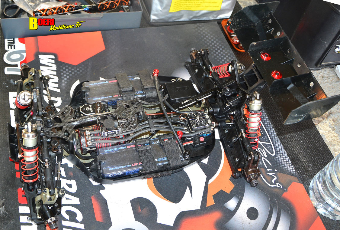 finale du challenge 100% RC de voitures radiocommandées TT 1/8 à Pertuis les 27 et 28 septembre 2025 
