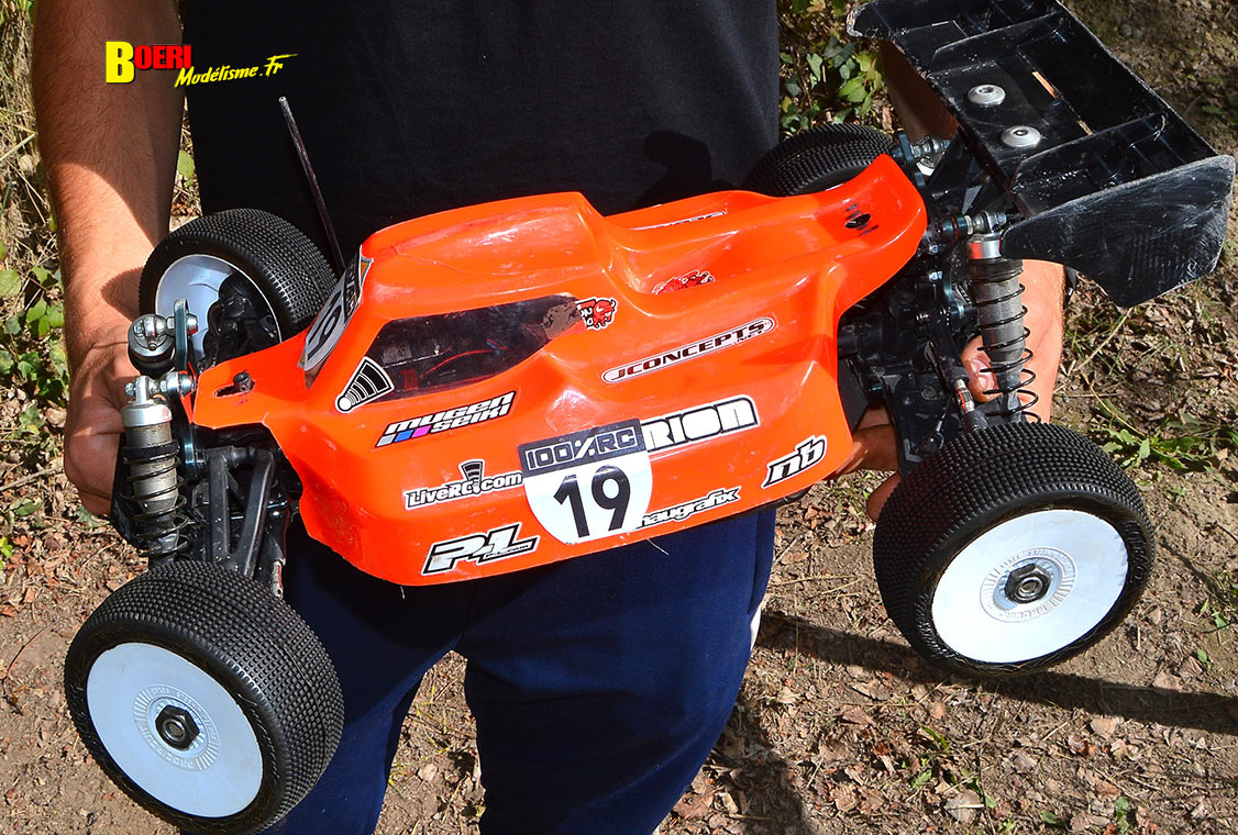 finale du challenge 100% RC de voitures radiocommandées TT 1/8 à Pertuis les 27 et 28 septembre 2025 
