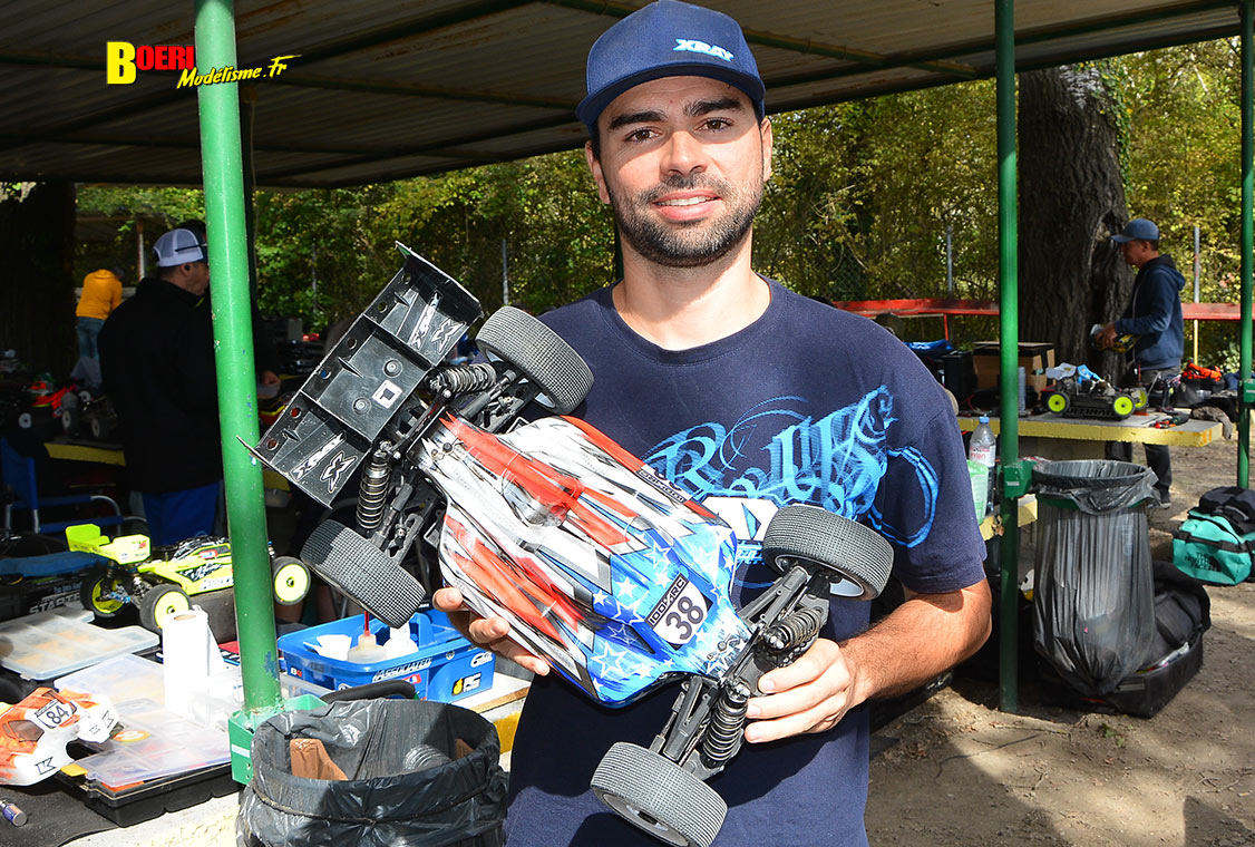 finale du challenge 100% RC de voitures radiocommandées TT 1/8 à Pertuis les 27 et 28 septembre 2025 