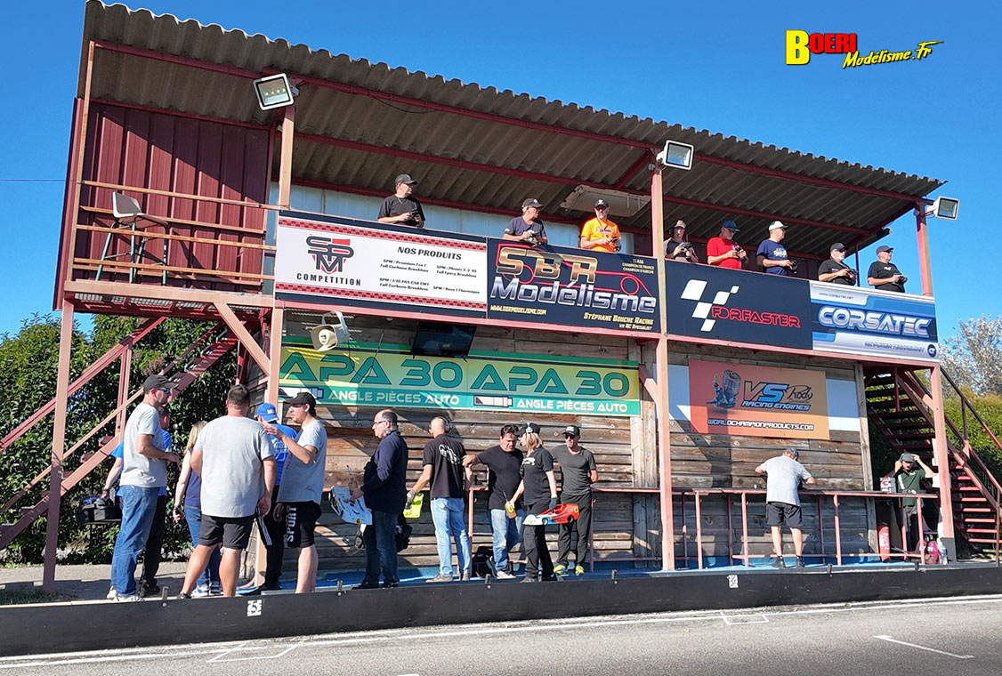 coupe de france piste 1/8 classique et brushless Monteux club MVRC les 11 et 12 octobre 2025