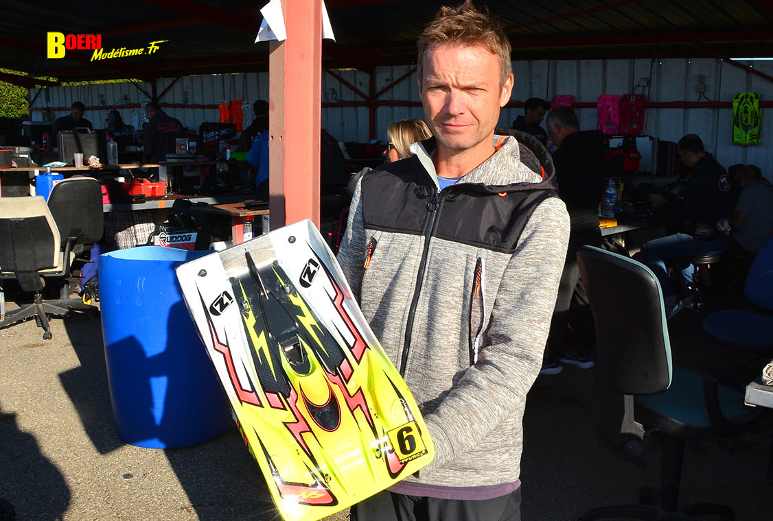 coupe de france piste 1/8 classique et brushless Monteux club MVRC les 11 et 12 octobre 2025