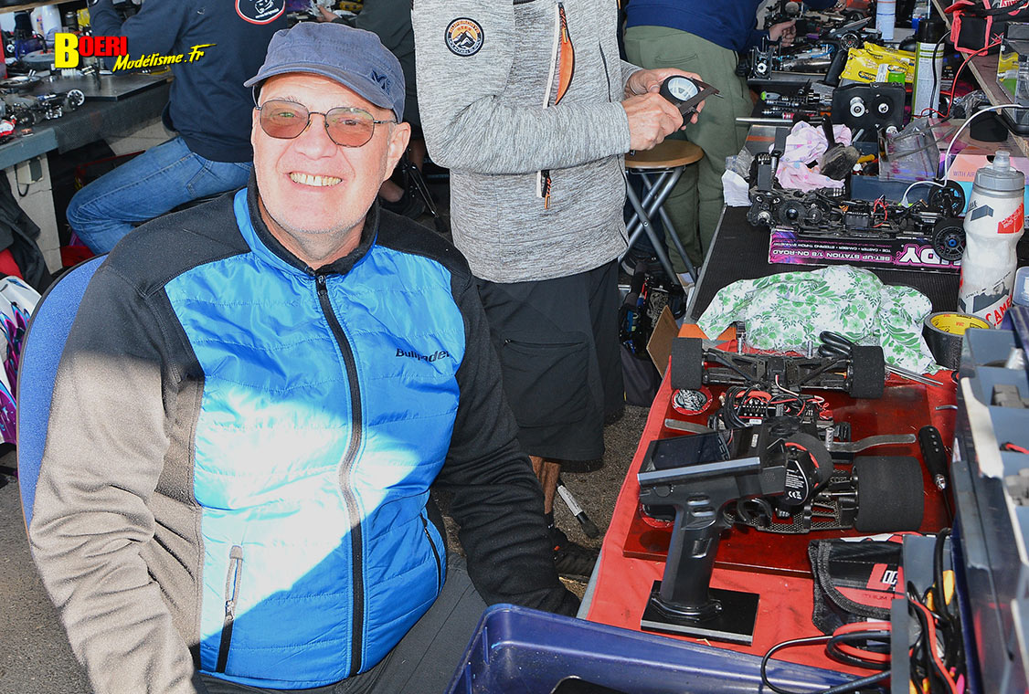 coupe de france piste 1/8 classique et brushless Monteux club MVRC les 11 et 12 octobre 2025