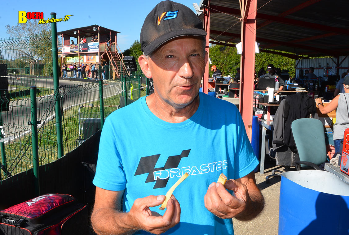 coupe de france piste 1/8 classique et brushless Monteux club MVRC les 11 et 12 octobre 2025