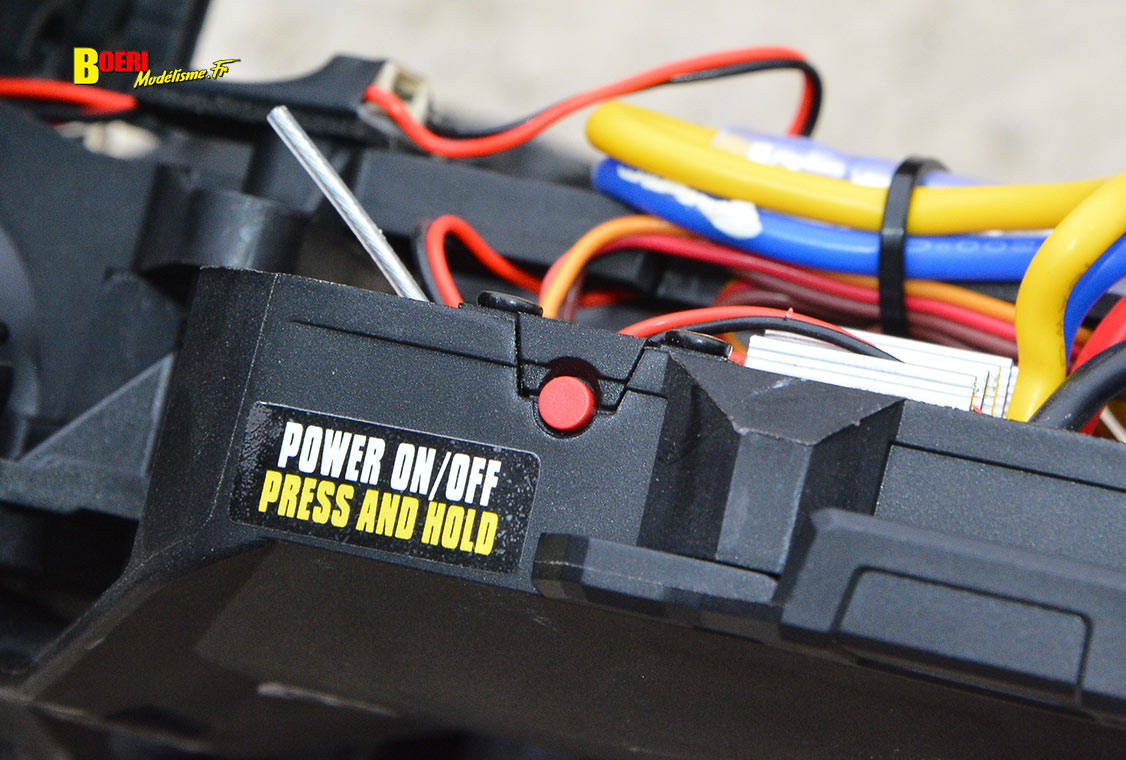 Essai complet du T2M Pirate Monster MX : test terrain, performances, autonomie et avis final sur ce monster truck RC T2M. Essai complet du T2M Pirate Monster MX