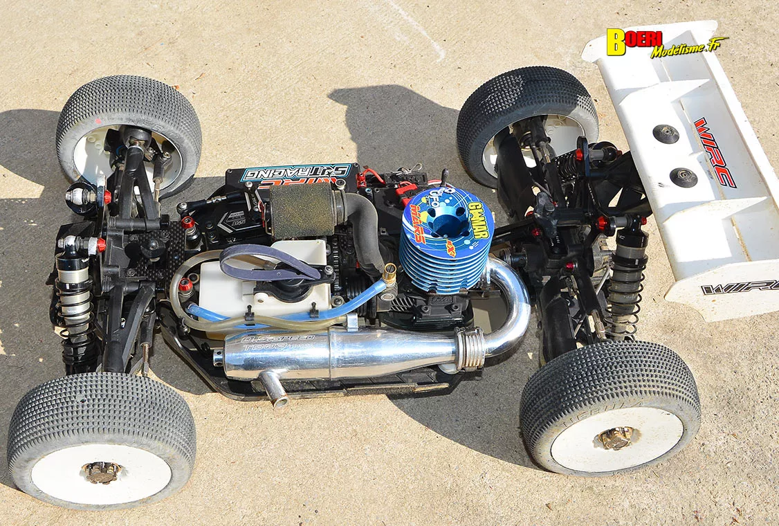 Challenge 100%RC Montpellier : vivez une course de voitures radiocommandées unique avec pilotes passionnés, vitesse extrême et ambiance électrique. Challenge 100%RC Montpellier : vivez une course de voitures radiocommandées unique avec pilotes passionnés, vitesse extrême et ambiance électrique.