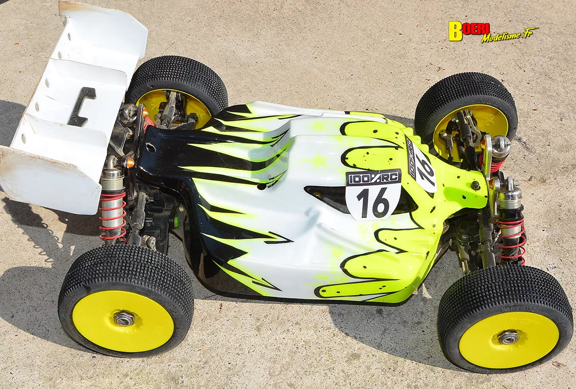 Challenge 100%RC Montpellier : vivez une course de voitures radiocommandées unique avec pilotes passionnés, vitesse extrême et ambiance électrique. Challenge 100%RC Montpellier : vivez une course de voitures radiocommandées unique avec pilotes passionnés, vitesse extrême et ambiance électrique.