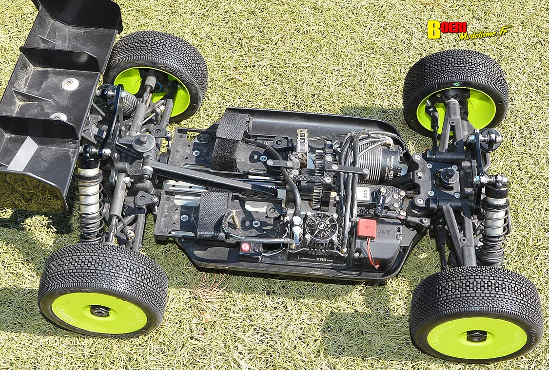 Challenge 100%RC Montpellier : vivez une course de voitures radiocommandées unique avec pilotes passionnés, vitesse extrême et ambiance électrique. Challenge 100%RC Montpellier : vivez une course de voitures radiocommandées unique avec pilotes passionnés, vitesse extrême et ambiance électrique.