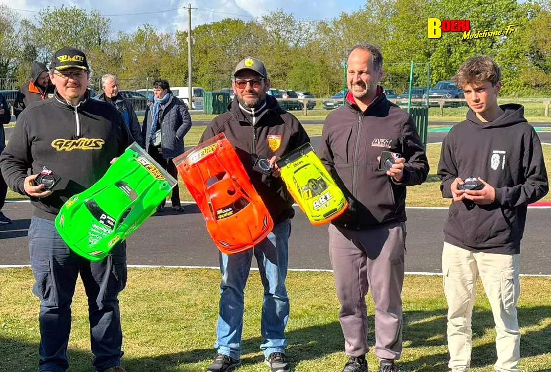 cf piste GT8 et 1/10 thermique et électrique à Hanvec club AMCO 11 et 12 avril 2026 cf piste GT8 et 1/10 thermique et électrique à Hanvec club AMCO 11 et 12 avril 2026