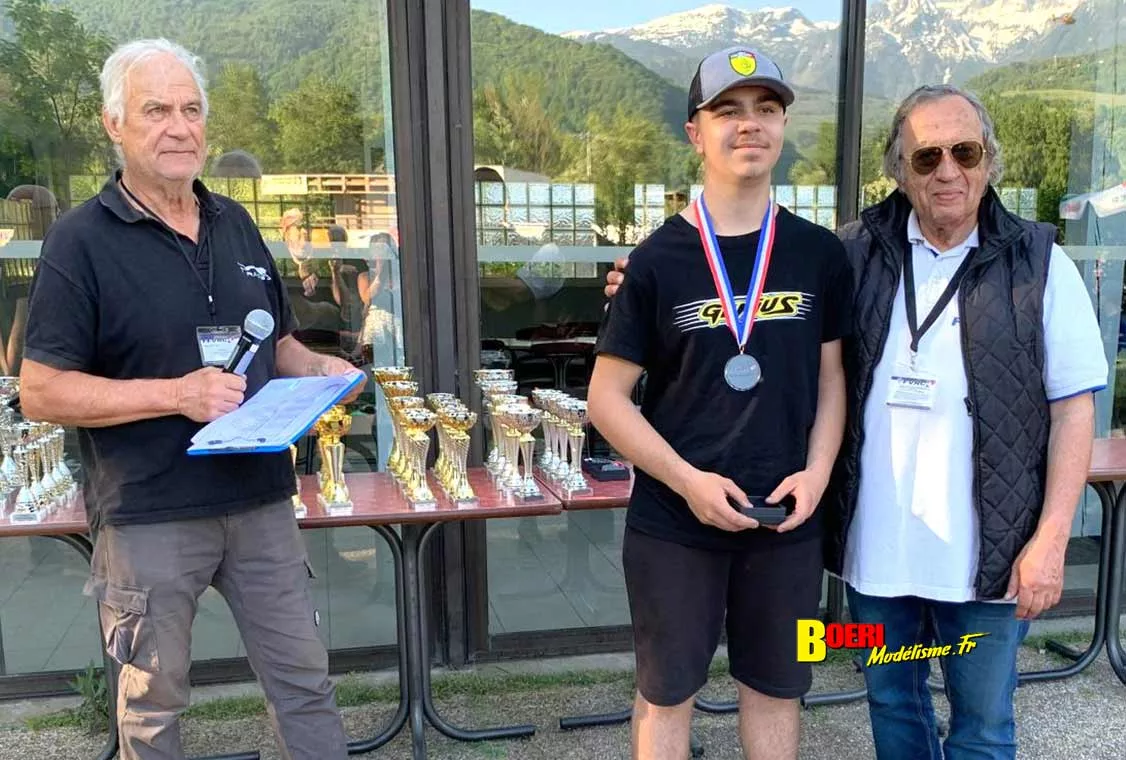 cf piste 1/5 à Grenoble Racg les 25 & 26 avril 2026 cf piste 1/5 à Grenoble Racg les 25 & 26 avril 2026