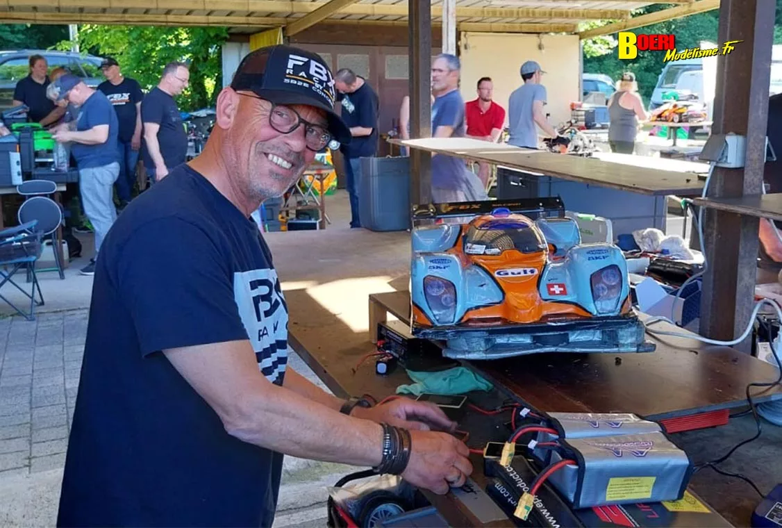 cf piste 1/5 voiture RC à Besançon club Car les 23 et 24 mai 2026